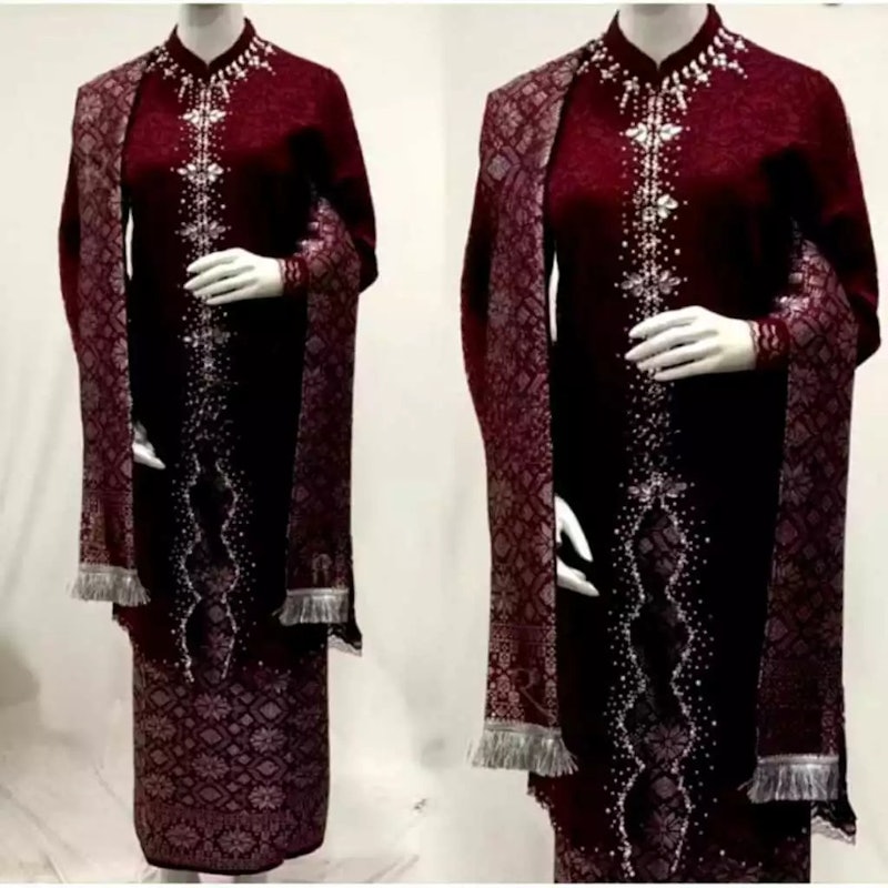 Haghia Busana Set Kebaya Brukat Payet Yura