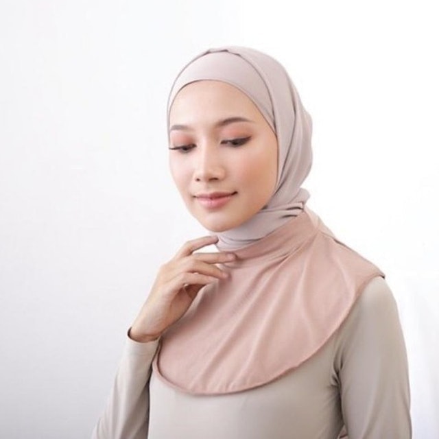 Nadiraa Hijab Manset Leher / Inner Leher