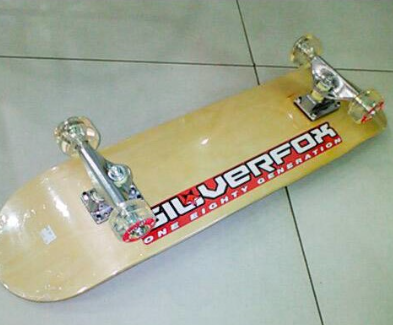 Silverfox  Skateboard Pro 100% Canadian Maple Natural