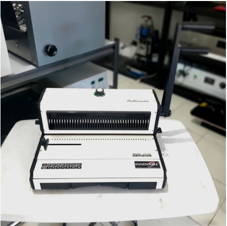 Mesin Jilid Spiral Kawat F4