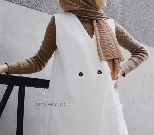 Bayleaf.id Natha Vest Outer 4