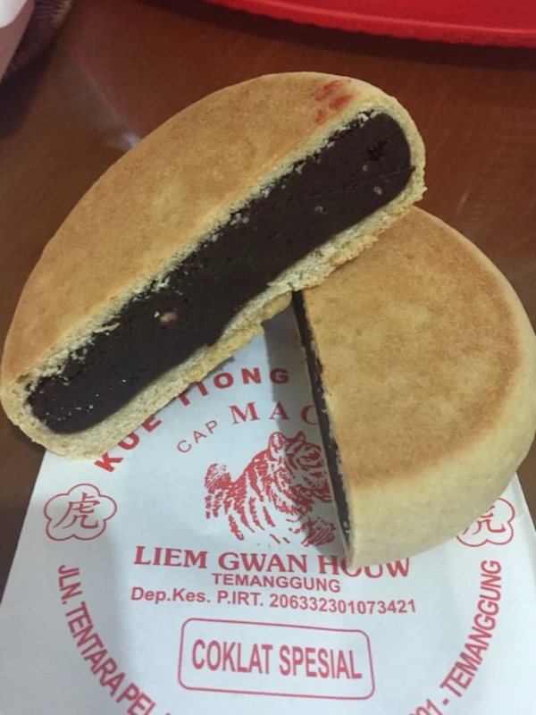 Kue Tong Tjiu Pia Cap Macan Liem Gwan Houw 4