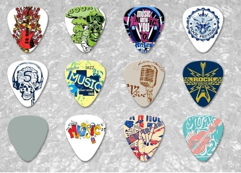 Pick Gitar Celluloid Gambar 2 Sisi 1