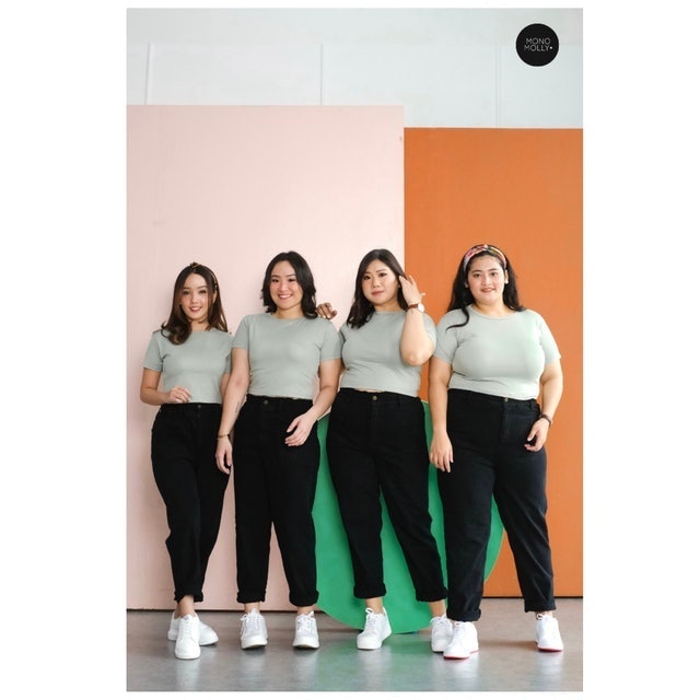 Alexa Baggy Jeans 3