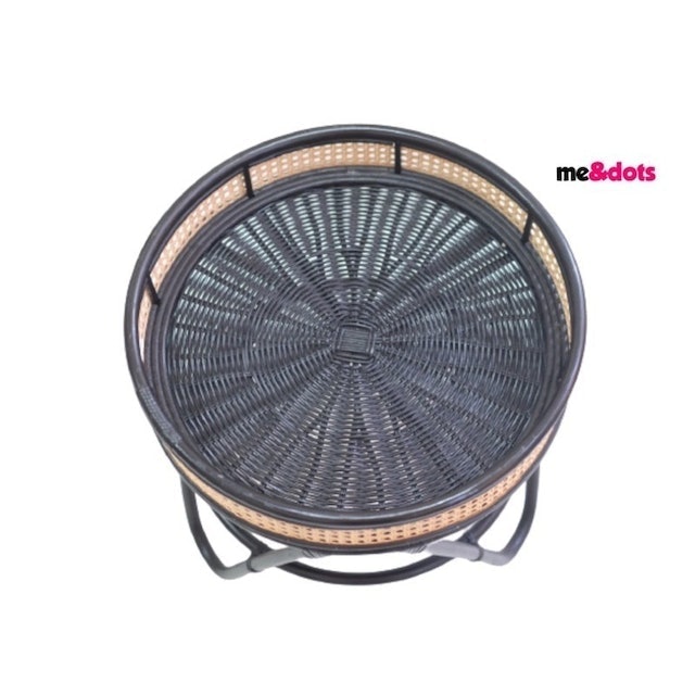 me&dots Blake Rotan Table