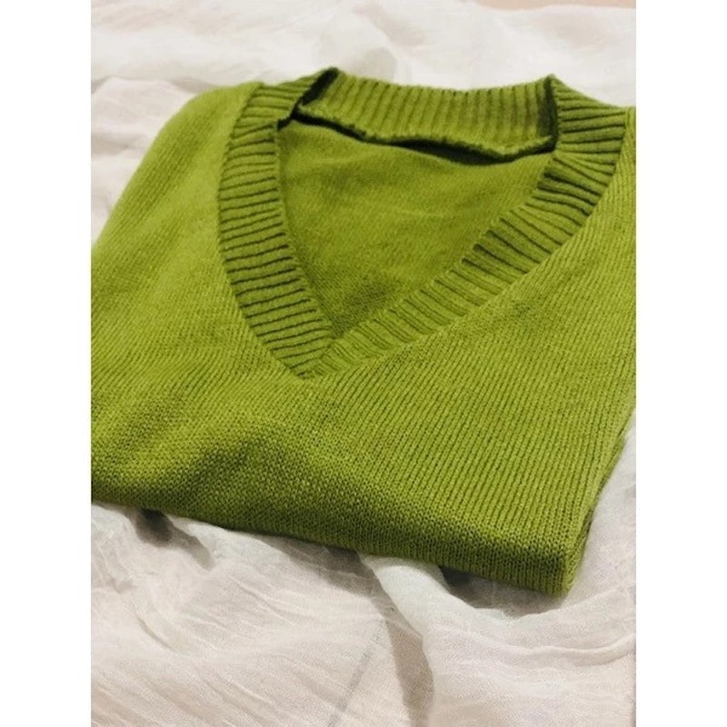 Fuchia V-Neck 3