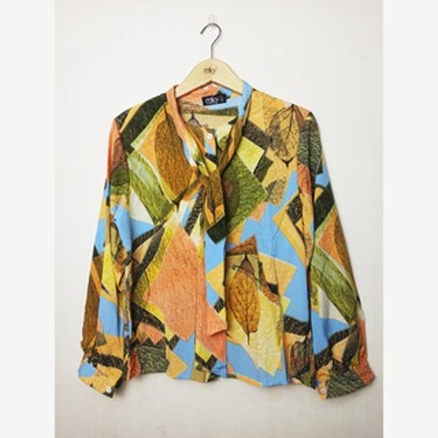 Kemeja Wanita Lengan Panjang Motif Abstrak 5