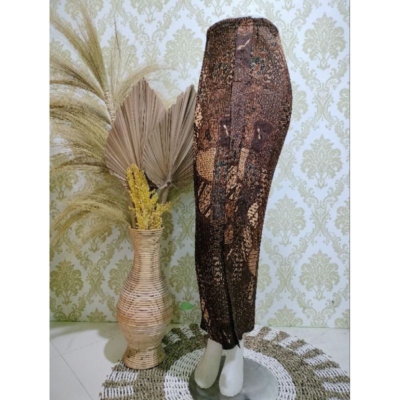 Rok Plisket Wiru 5