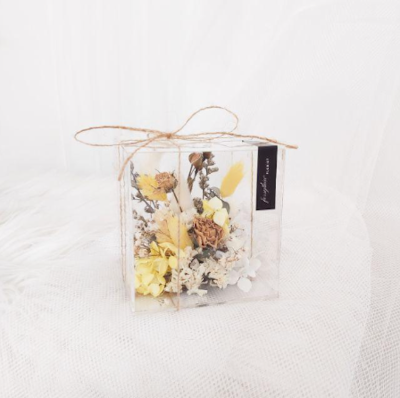 Dried Flower in Acrylic Box 4
