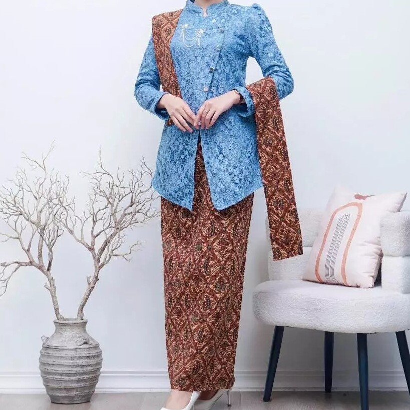 Batik Rais Kirana Kebaya
