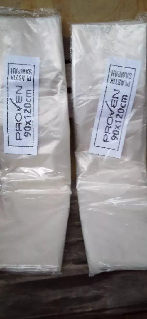 United Cleaning Proven Plastik Sampah Bening