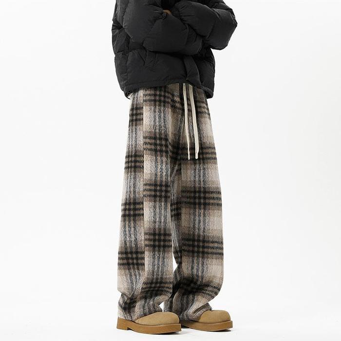  Tamp-X Celana Panjang Loose Pants Oversize Khaki