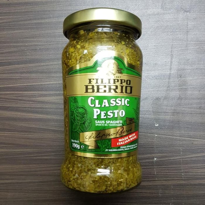 Classic Green Pesto Sauce 2