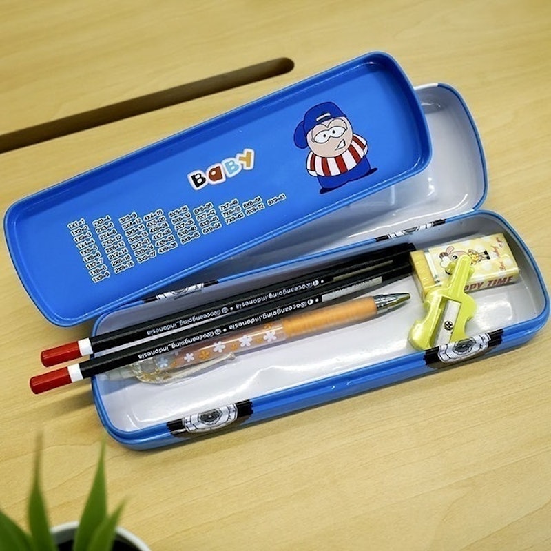 Kotak Pencil Kaleng Car 4