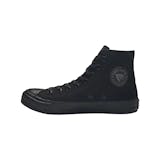 10 Rekomendasi Sneakers Pria Full Black Terbaik (Terbaru Tahun 2026) 4