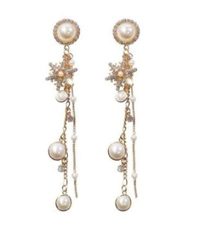 Snowflake and Pearl Earing 1