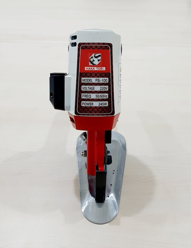 Cloth Cutting Machine 2