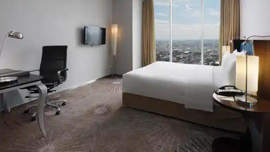 Cambridge Hotel Medan 1