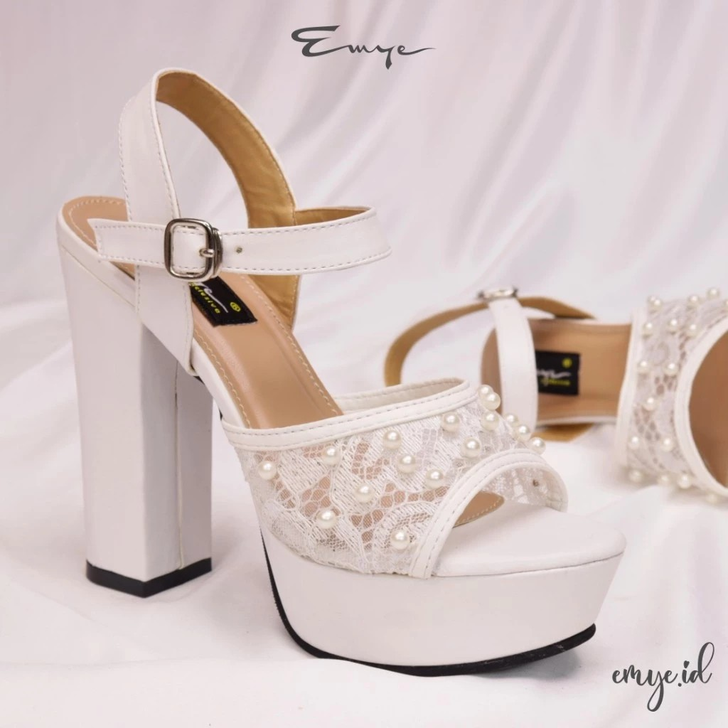  Emye Tritelia Sepatu Pengantin Wanita
