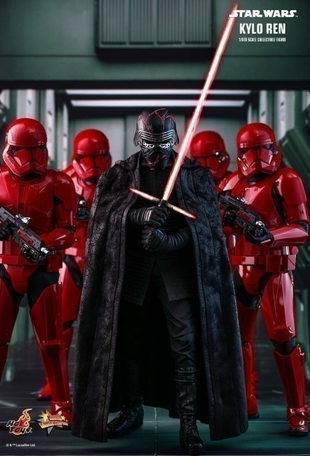 Kylo Ren 1/6th Scale Collectible Figure 3