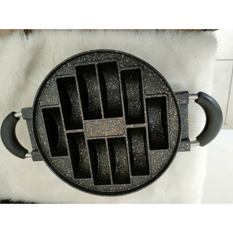 Happy Fun Cake Pan Supreme 4