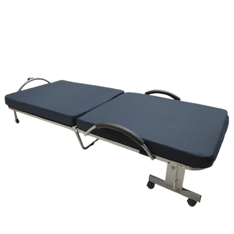 BETA Buttercup Folding Bed Navy 2