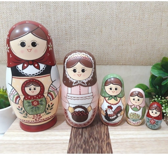 Boneka Matryoshka Heidi and Friends