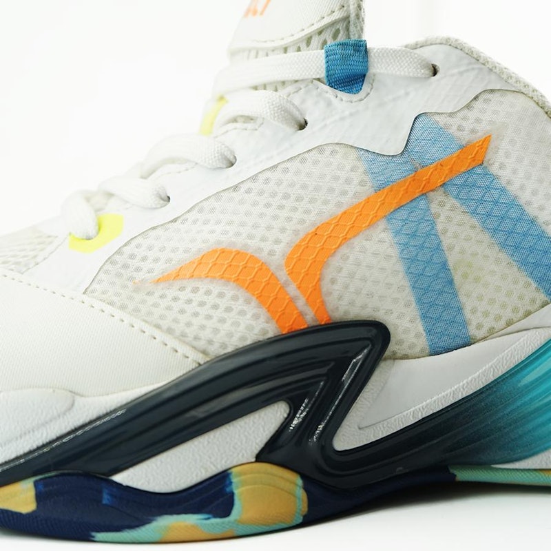 Calci Sepatu Basket Dynamic Vision