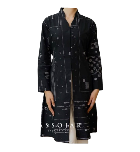 Assojar Lekat Tunik Kebaya