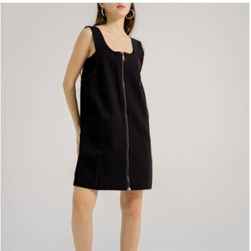 This is April X Syifa Hadju Romper Wanita SH Min Jeong Pinafore Black 5