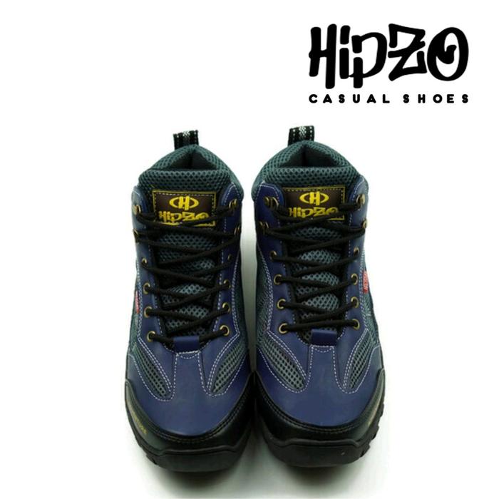  Hipzo Boots M032