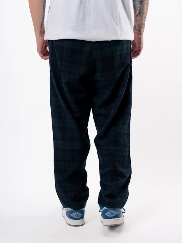 Jane Frey Celana Baggy Tartan Navy Green 5