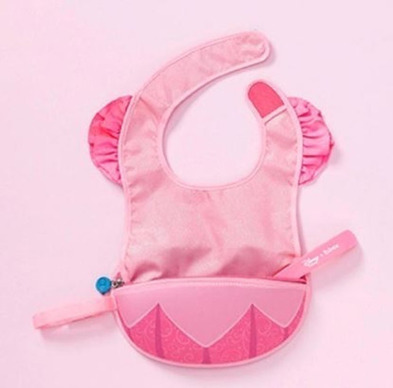 Travel Bib + Flexible Spoon 3