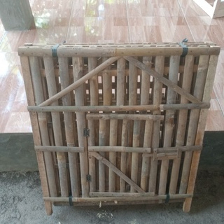  Kandang Ayam Bambu Kotak