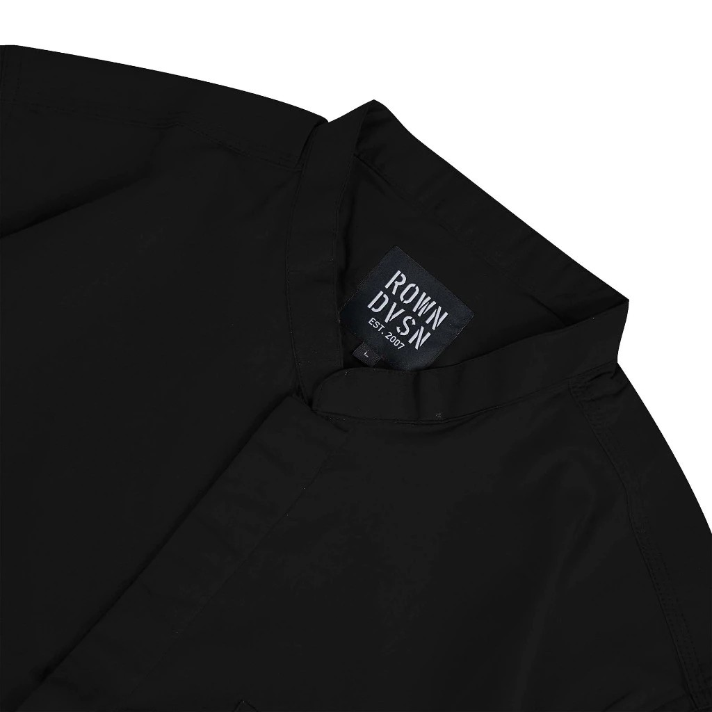 Rown Division Kemeja Guille Black  TC031