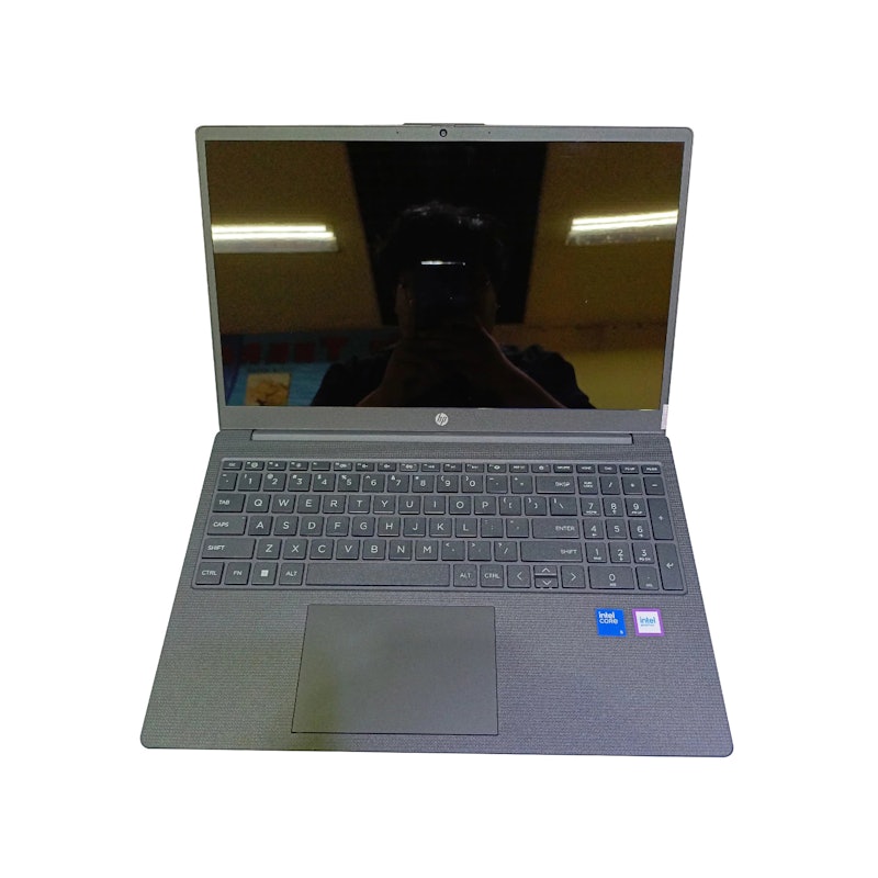 HP 15 Intel Core 5 120U 4