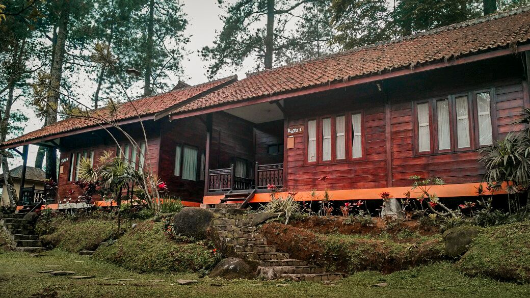 Perhutani  Cikole Jayagiri Hotel & Resort 