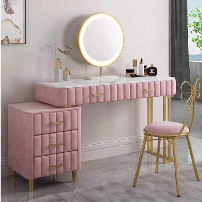 Goland Kursi Besi Bar Kupu-Kupu