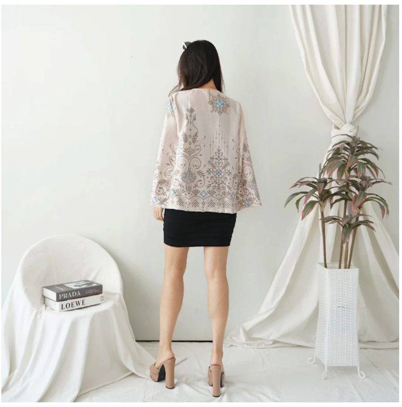 C2W Clothtowear Blazer Batik 3
