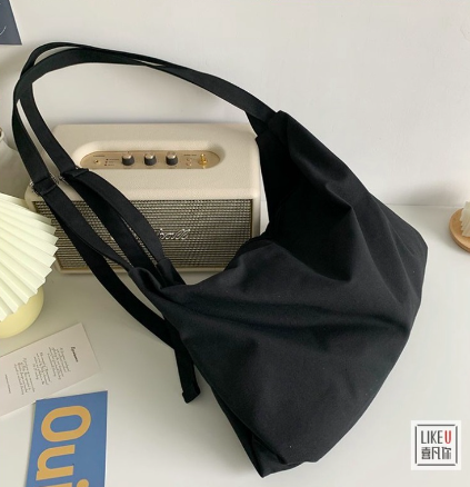 PEAKY Slingbag 3