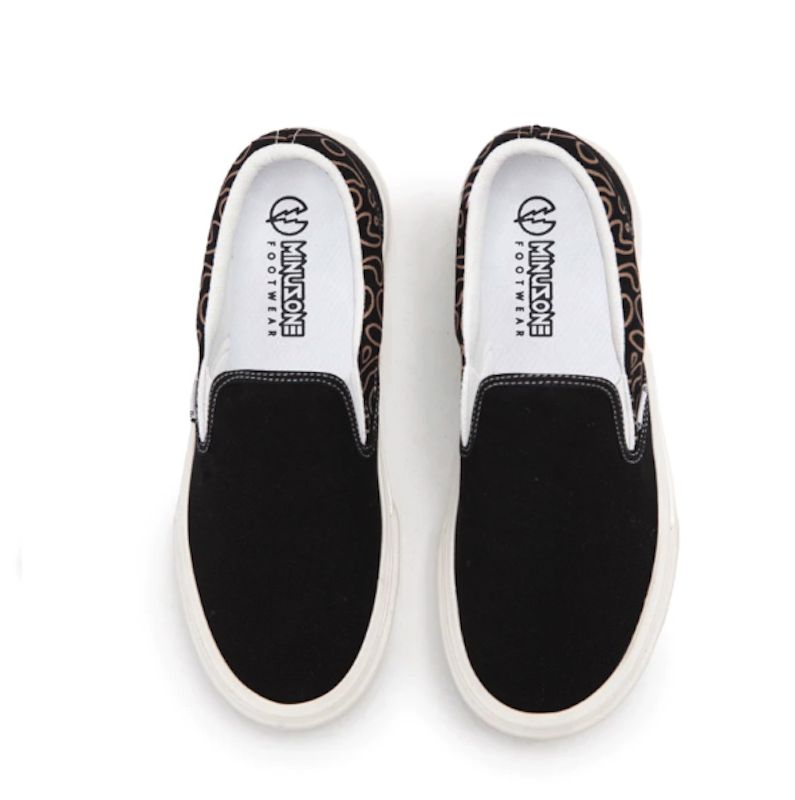 Minusone Sepatu Slipon Larva golden dark 2