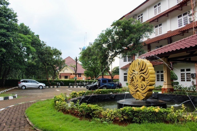 Wisma Makara Universitas Indonesia 1