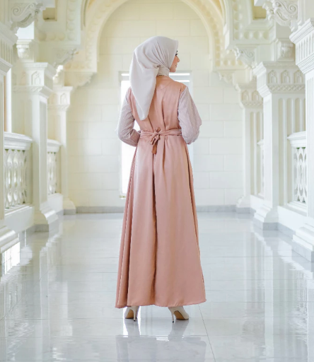 Demen Outfit Demen Outfit Larissa Dress