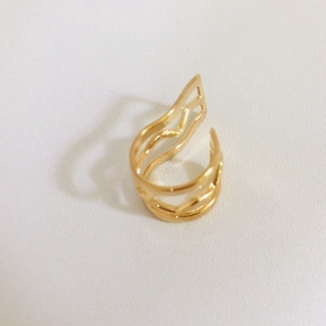 Alenka & Margo  Azka Earcuff Layer