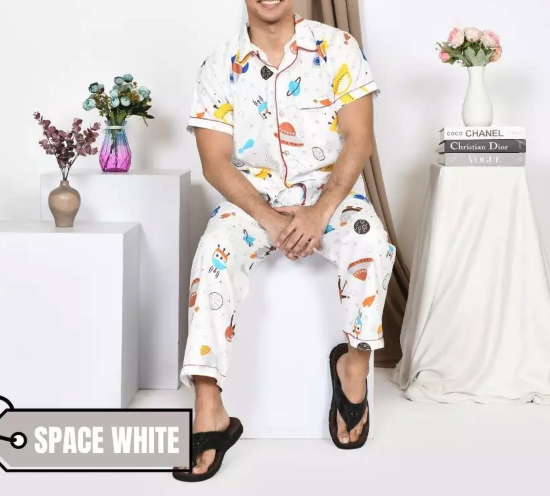  Nyenyak Piyama Pria Motif Karakter