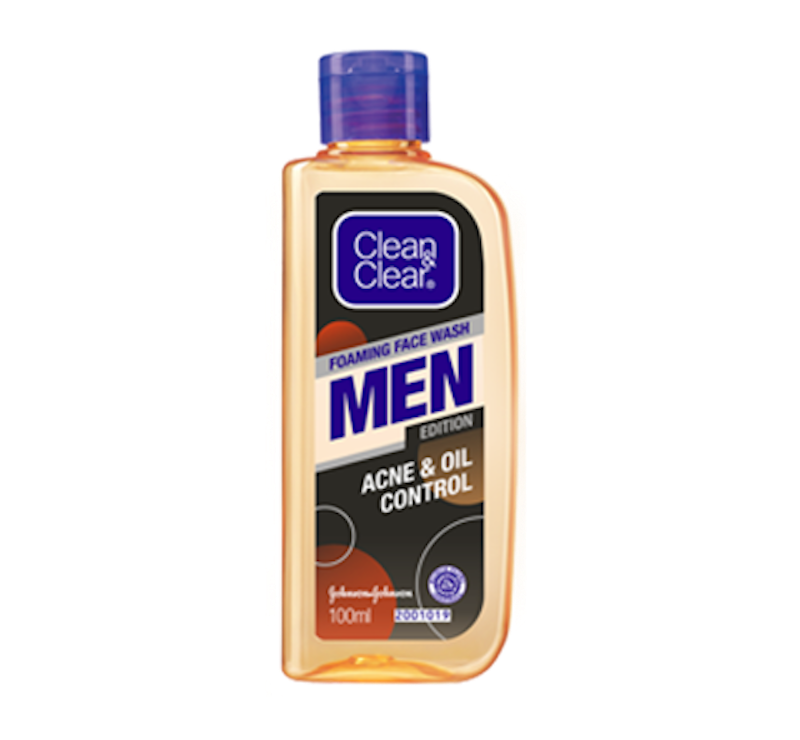 Clean & Clear® Foaming Face Wash Men 1