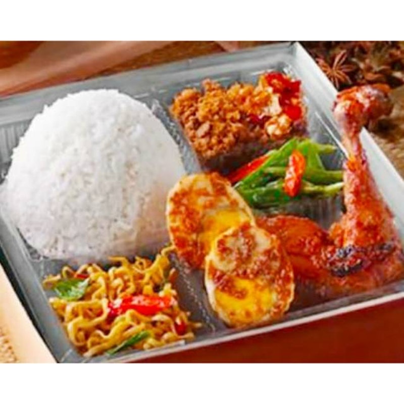 Onanama Kitchen Nasi Kotak Paket Istimewa 1