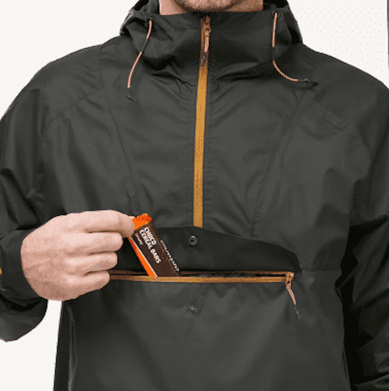 Quechua Jaket Gunung Country Walking Kedap Air Pria 4