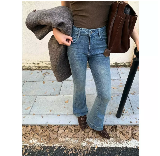  Lassie Alpha Cutbray Highwaist Jeans J79