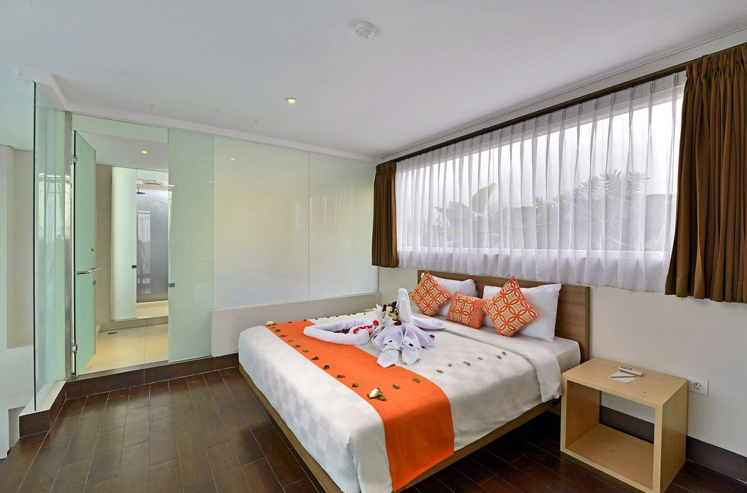 V Hotel & Residence 2